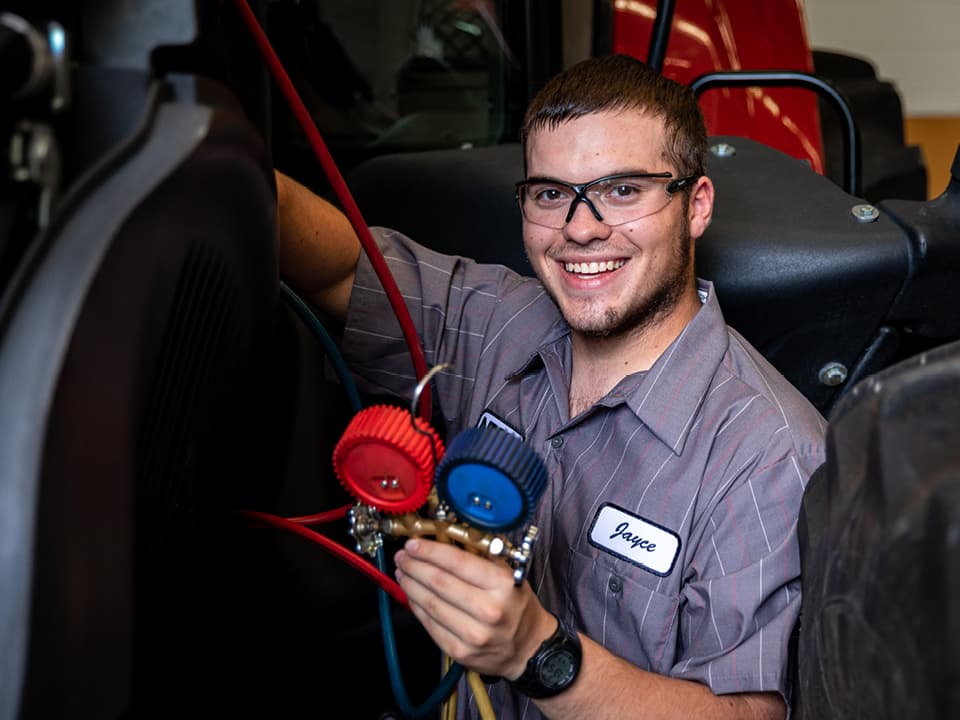 能力和增长的精度